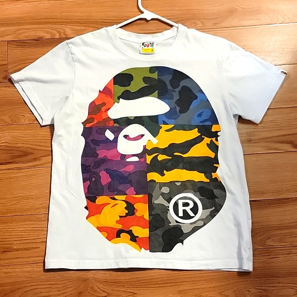 Mens sz M bape shirt